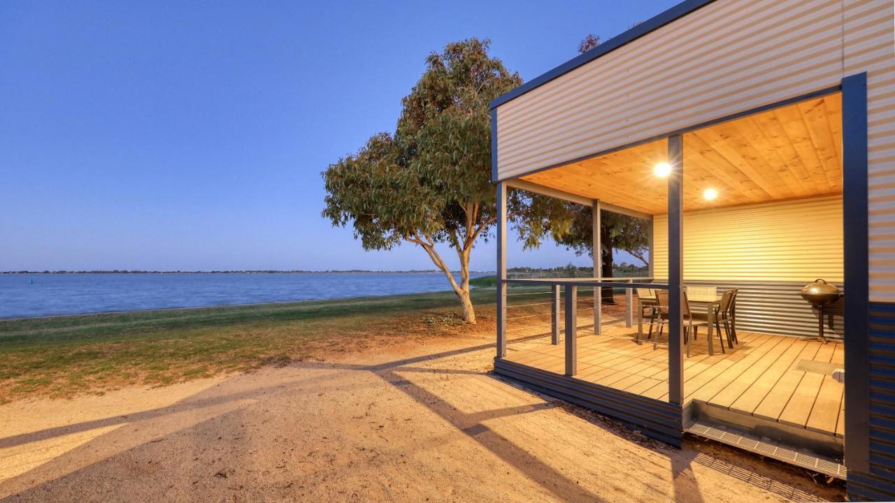 Lake Boga Caravan Park Экстерьер фото